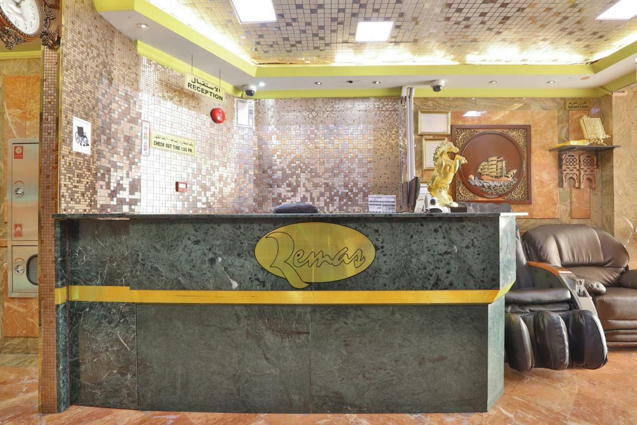 Oyo 261 Remas Hotel Apartment Dubai Eksteriør billede