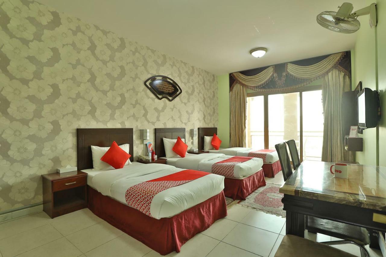 Oyo 261 Remas Hotel Apartment Dubai Eksteriør billede