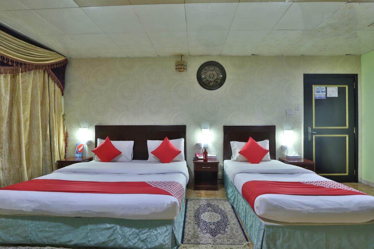 Oyo 261 Remas Hotel Apartment Dubai Eksteriør billede