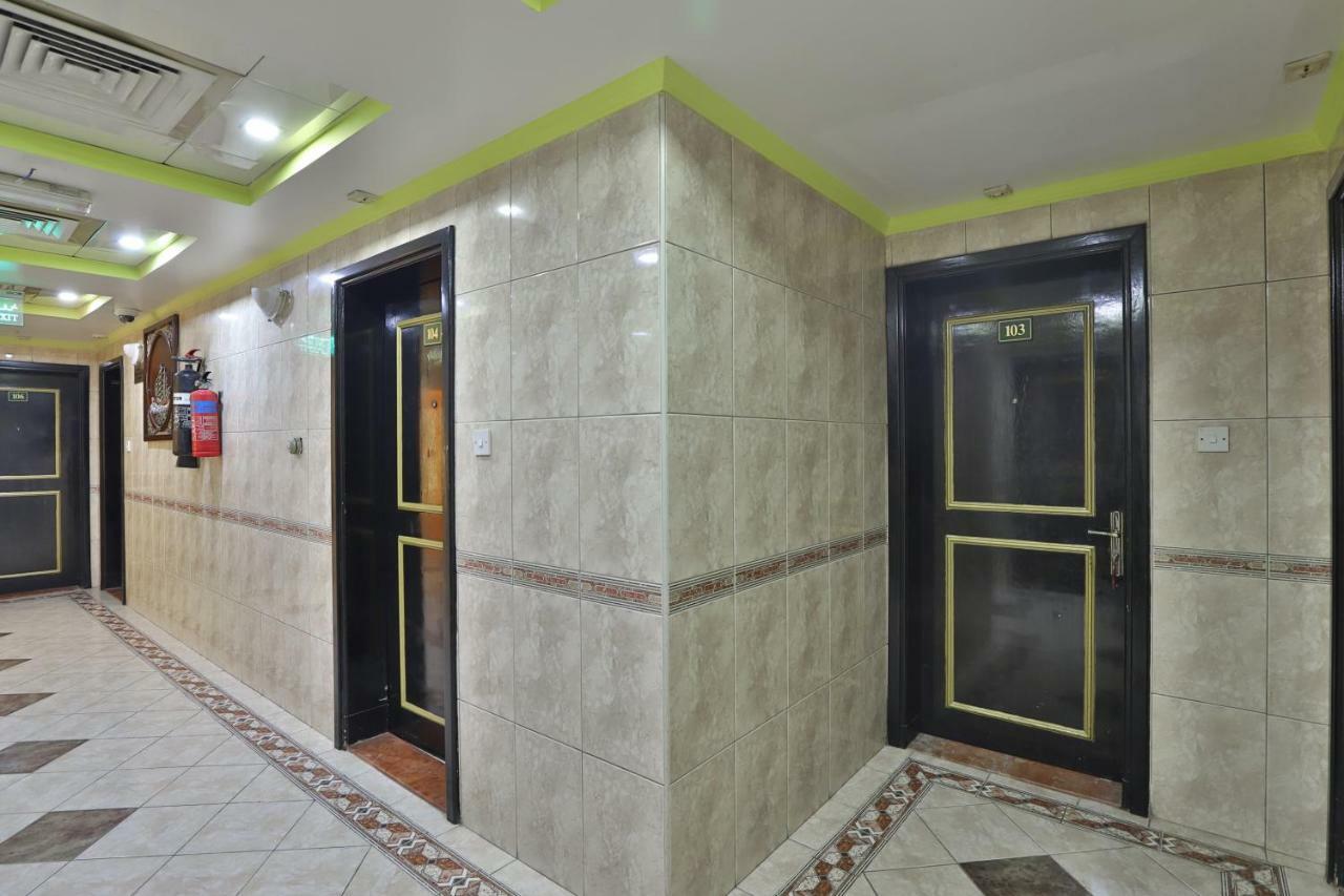 Oyo 261 Remas Hotel Apartment Dubai Eksteriør billede